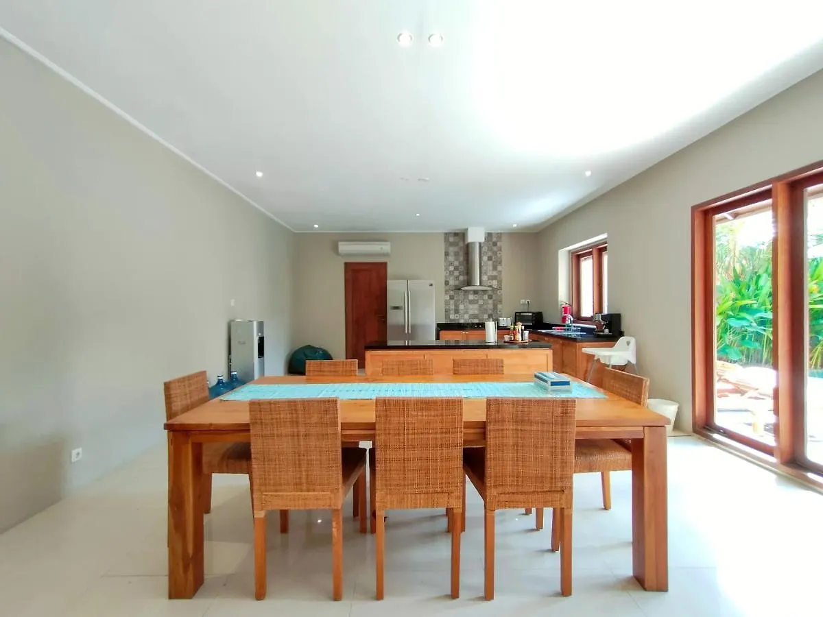 סמיניאק Dasa Villa