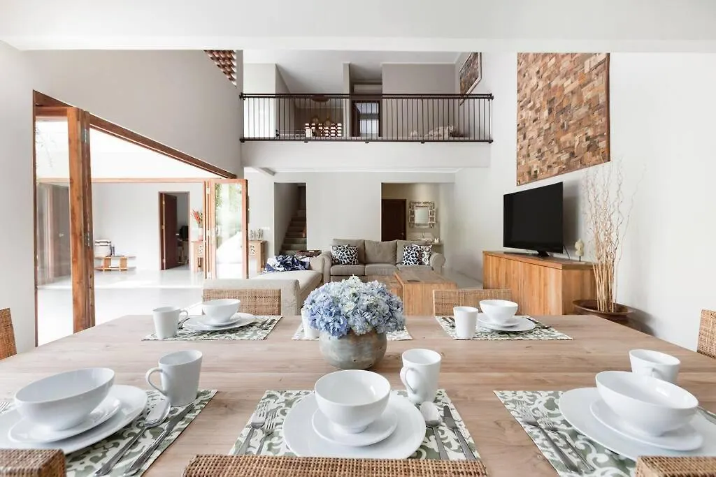 סמיניאק Dasa Villa